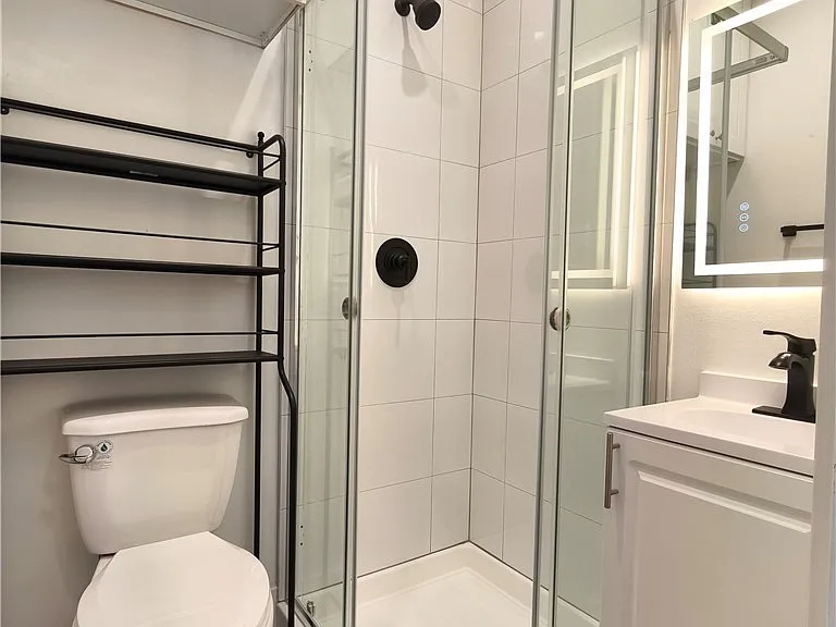 3020 S Normandie Ave — Photo 13