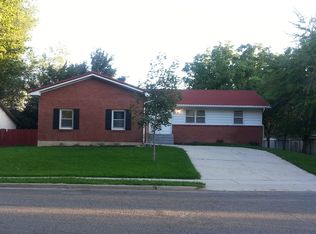 490 S Glenwood Dr, Springville, UT 84663