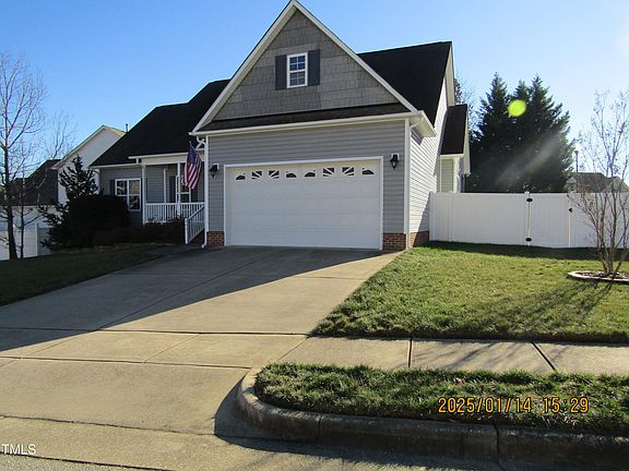 3rd image of 165 Millwood Dr