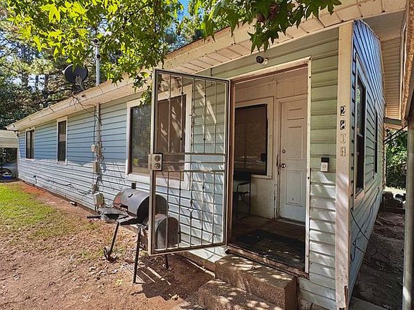 2804 S Mississippi St