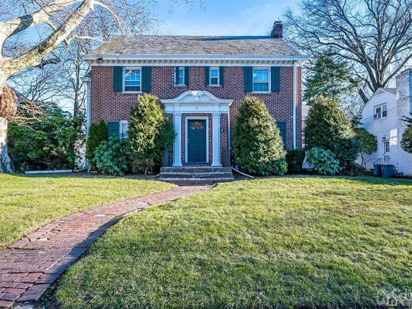 20 Denman Pl, Elizabeth, NJ 07208