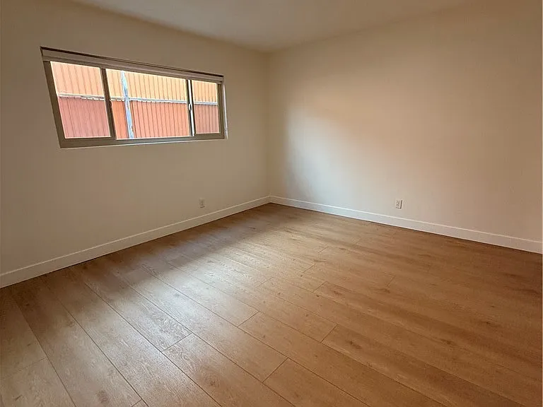 1651 Golden Gate Ave #2 — Photo 4