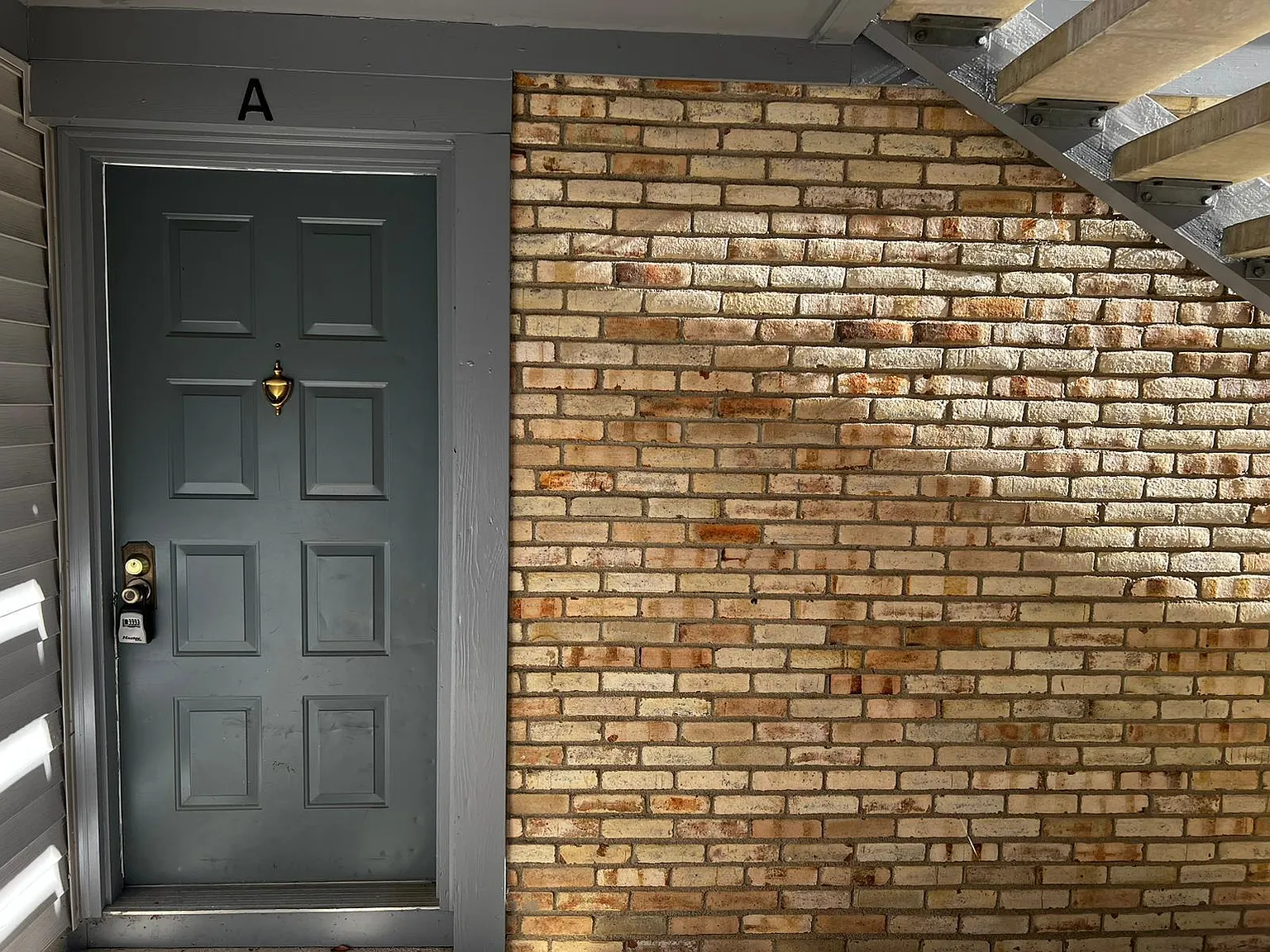 2080 Park Run Dr — Photo 2