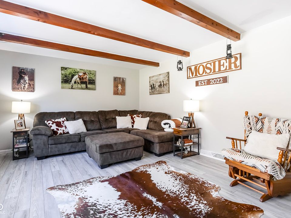 7683 Bellsville Pike, Nashville, IN 47448 | Zillow