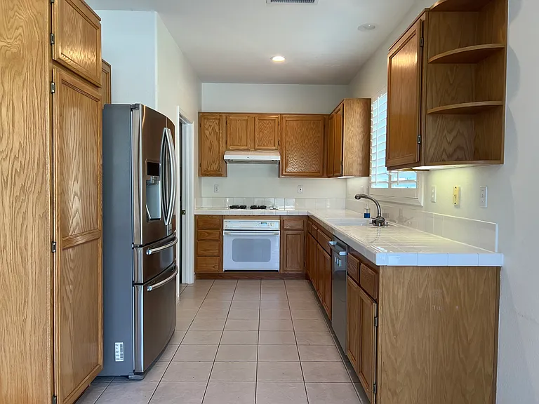 30805 Genova Ct — Photo 7