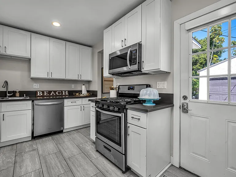 5017 W 123rd Pl — Photo 12