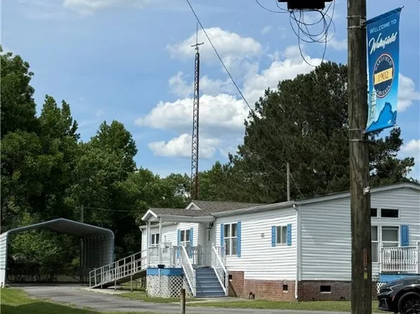 304 E Main St, Wakefield, VA 23888