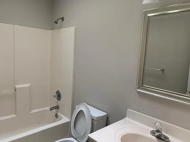 8320 Hobhouse Cir — Photo 11