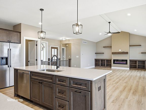 3rd image of 2610 Ponte Pl
