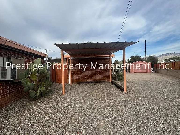 3431 E Cody St #A-E — Photo 1