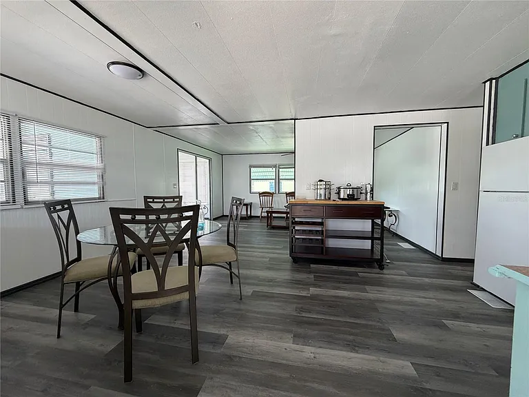 5221 Beechmont Ave — Photo 6