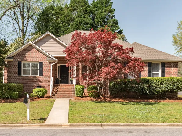 8837 Walking Stick Trl, Raleigh, NC 27615