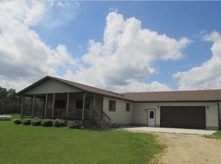 5795 F Rd, Bark River, MI 49807
