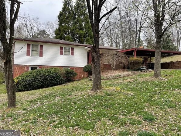 6935 Kimberly Ln, Lithia Springs, GA 30122