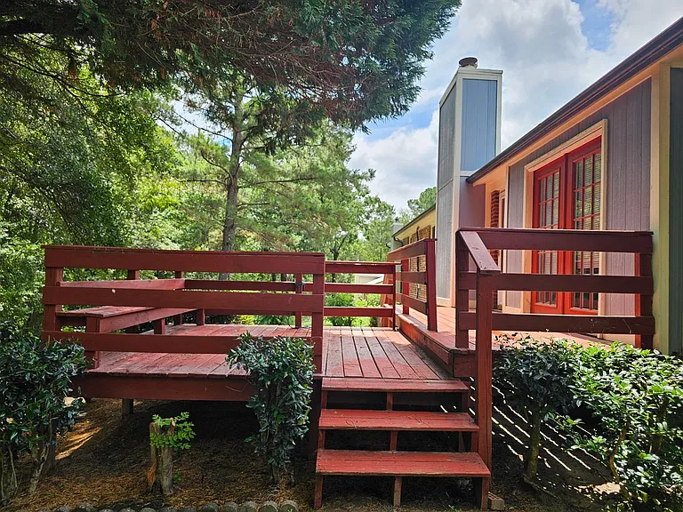 7490 Beverly Dr — Photo 22