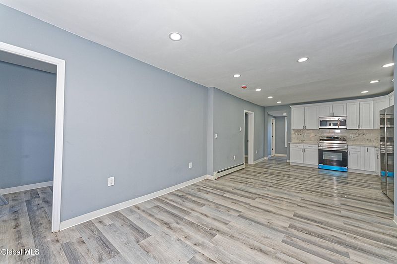 2nd image of 74 Lancaster Street