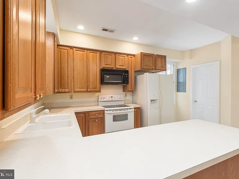 5137 Weston Rd #A — Photo 6