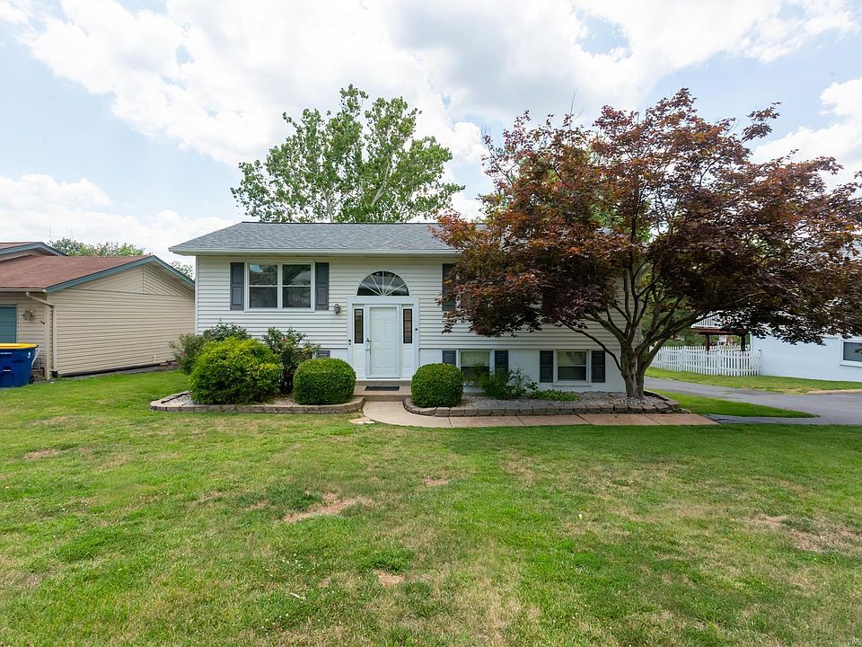 1st image of 518 Golden Valley Dr