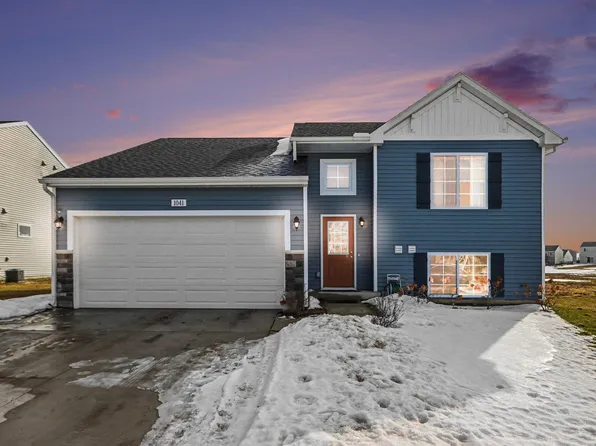 1041 Cooley Mill Ln, Vicksburg, MI 49097