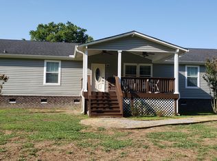 140 Butterfly Ln, Summerville, SC 29483