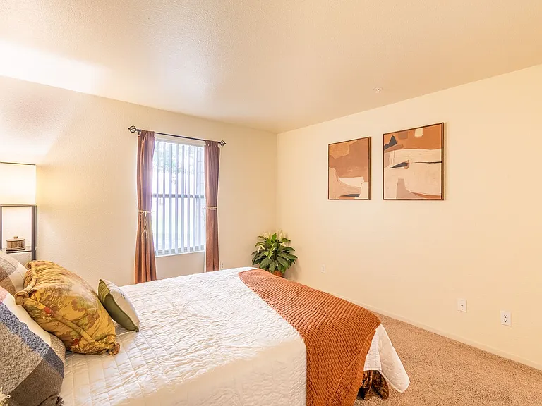 Enclave Apartments — Photo 9