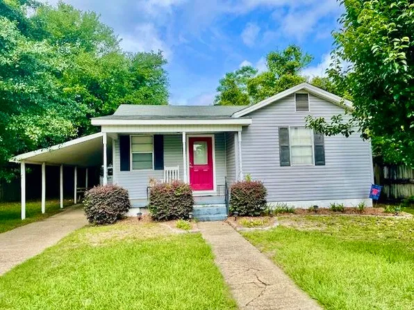 304 Ford Dr, Petal, MS 39465