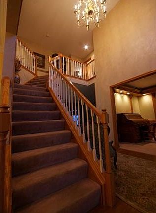 3rd image of 5830 Enfield Cir