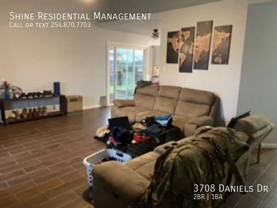Building Photo - 3708 Daniels Dr