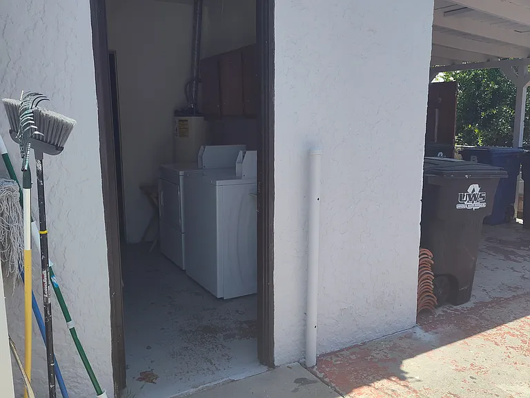 8122 Victoria Ave #B — Photo 15