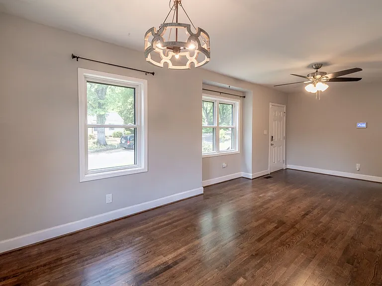 2520 Brentwood Pl — Photo 10