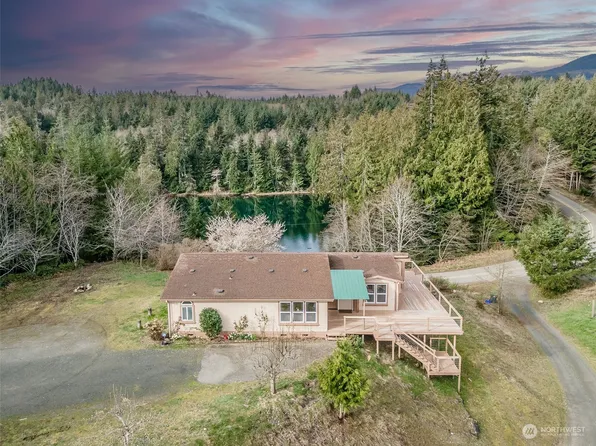 1113 Black Point Road, Brinnon, WA 98320