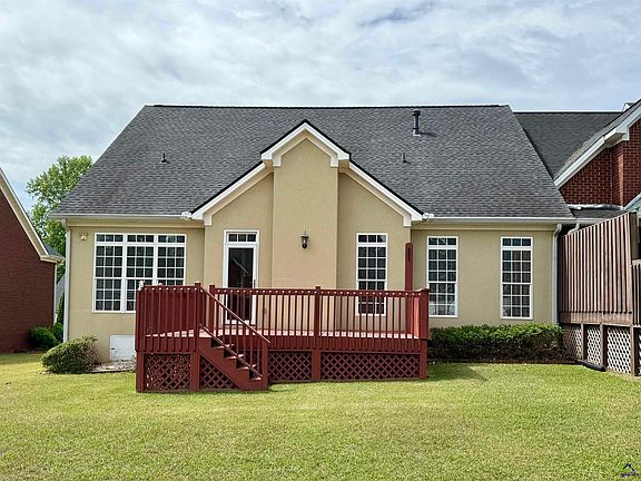 3rd image of 106 High Ridge Dr