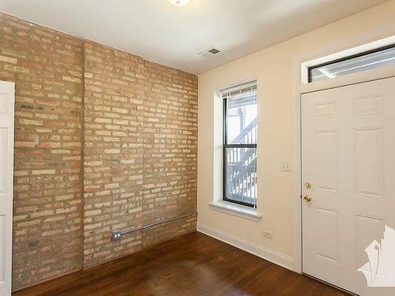 2834 N Albany Ave #2834G — Photo 11