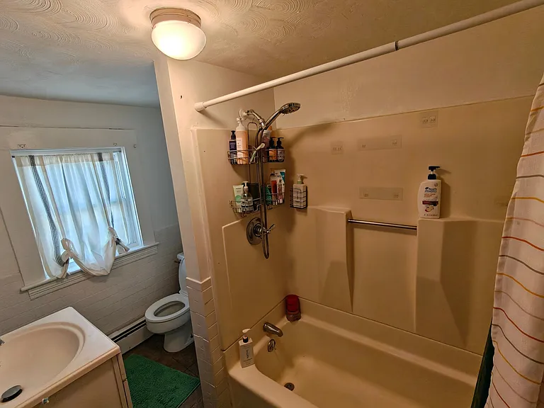 153 Governor St #3 — Photo 9