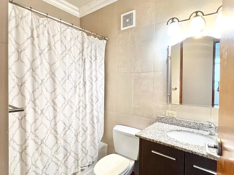 310 Avenida De Diego — Photo 23