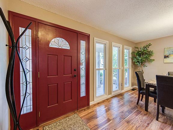 2nd image of 488 Maymont Dr