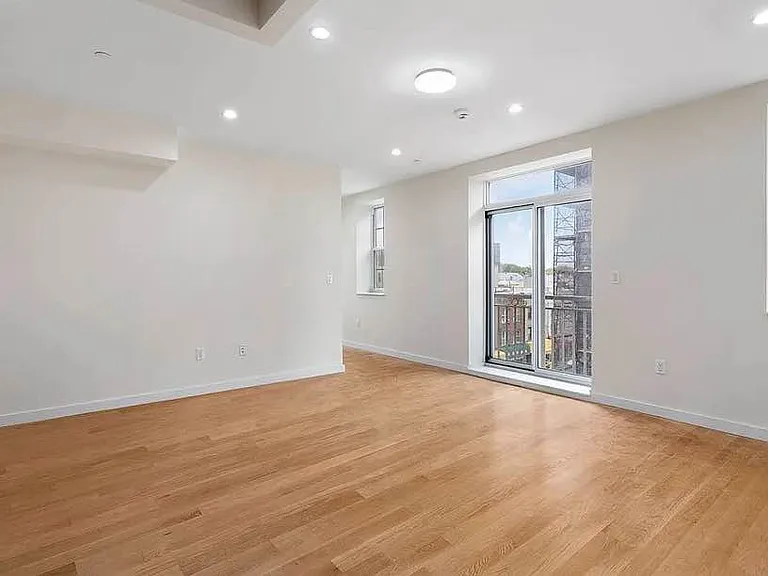 4603 8th Ave #3B — Photo 1