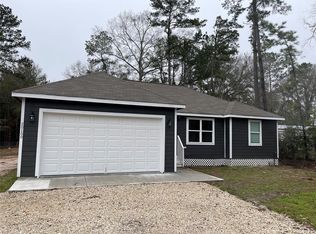 20100 Ada Ln, New Caney, TX 77357