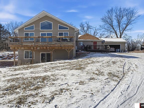 2nd image of 500 Mill Rd