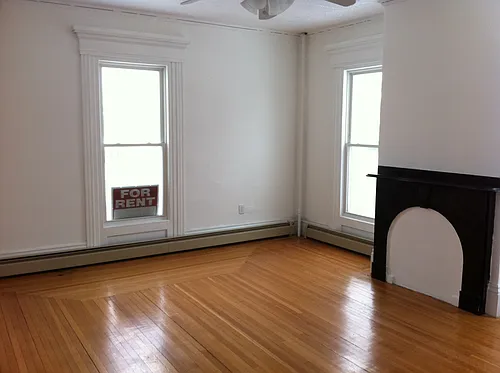 581 Chestnut St #1 Photo 1