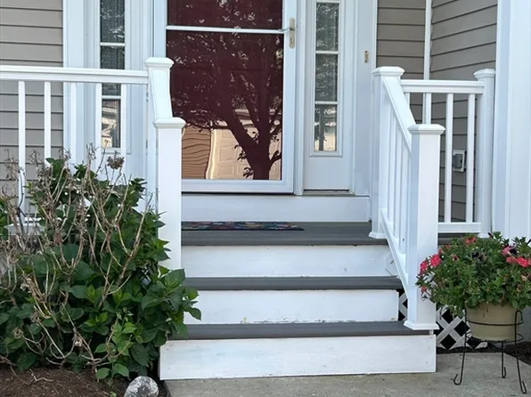 38 Bay Pointe Drive Ext #38, Buzzards Bay, MA 02532