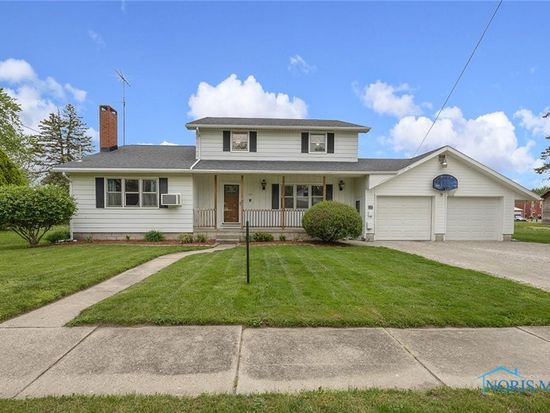 122 S 2nd St, Portage, OH 43451