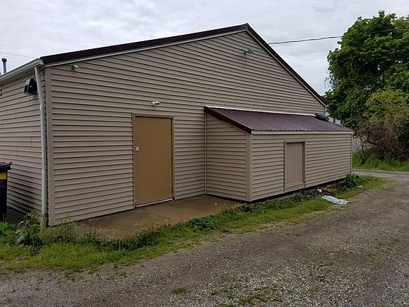 2nd image of 2517 Ash St