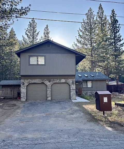3454 E River Park Dr — Photo 2