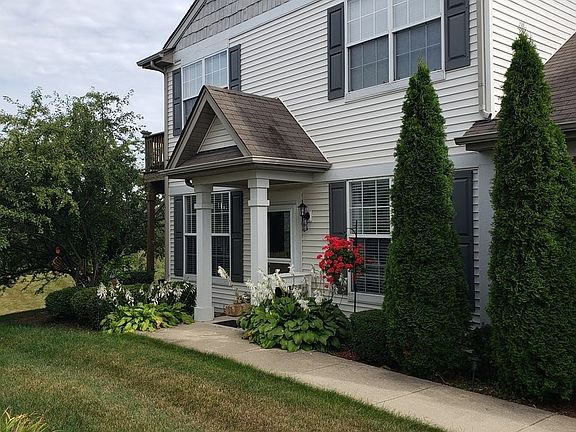 4th image of 24144 W Walnut Cir #24144
