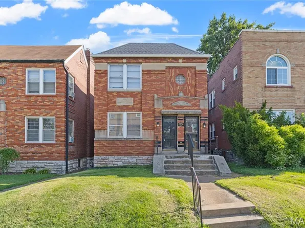 3750 Dunnica Ave, Saint Louis, MO 63116