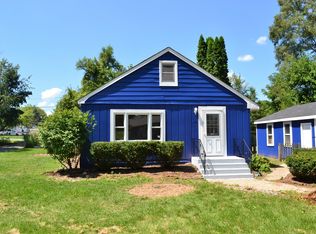 4721 Osage Rd, Wonder Lake, IL 60097