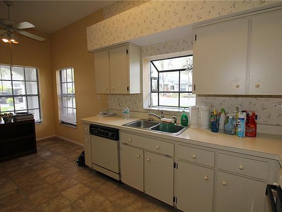 3rd image of 3884 Tanager Pl