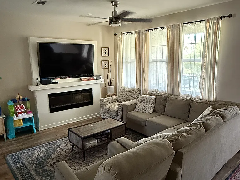 503 Winchester Dr — Photo 18
