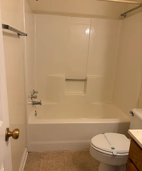 124 Governor Berkeley Rd #11 — Photo 33
